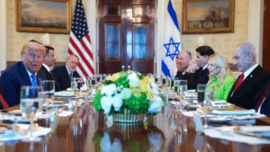 Reunión entre Donald Trump y Netanyahu Foto: AFP