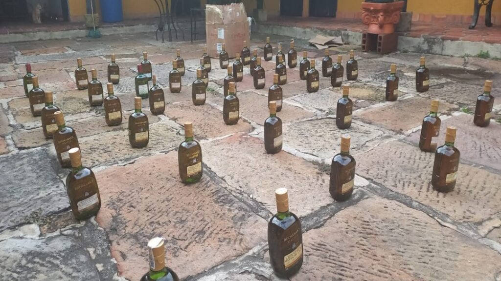 2.000 botellas de licor fueron incautadas en Santander