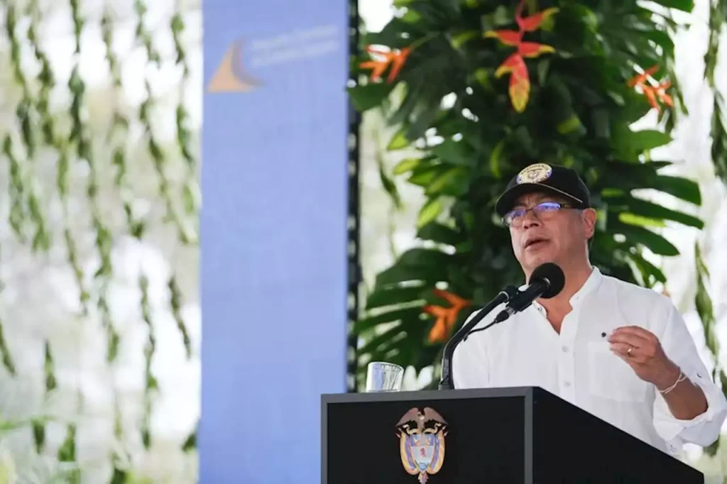 Presidente Gustavo Petro, culpa al Clan del Golfo por tubería rota en Tarazá