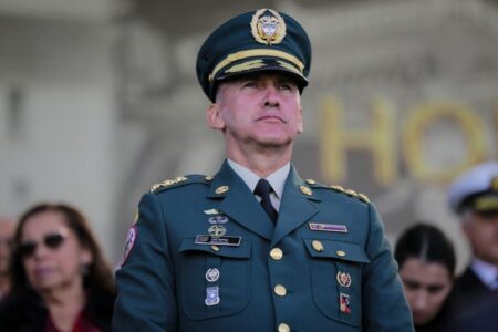 El general Luis Mauricio Ospina, relevado de su cargo por instrucción del presidente de la República