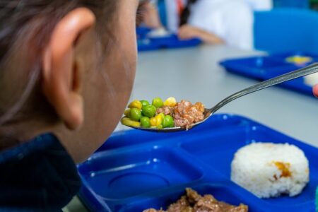 Adjudicado el Programa de Alimentación Escolar para el segundo semestre de 2024