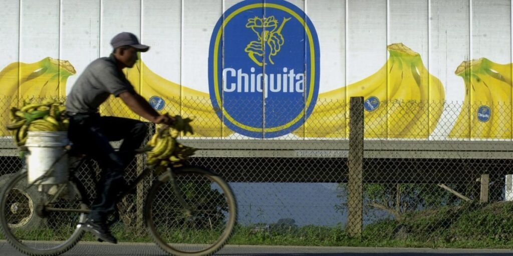 Chiquita Brands es hallada responsable en Estados Unidos por financiar el paramilitarismo en Colombia