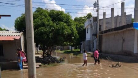 Fuertes lluvias provocaron inundaciones en más de 15 barrios en Riohacha, Guajira