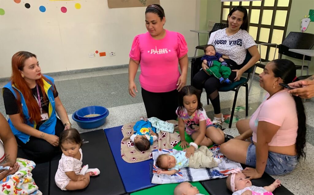 Medellín abre cupos en atención integral para madres adolescentes en situación vulnerable