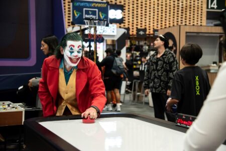 Foto cosplay . Oficial suministrada por CORFERIAS y Click On Design SOFA: es también el espacio para incentivar la creatividad