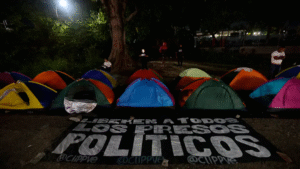 Oposición de Venezuela contabiliza 56 excarcelaciones de presos políticos; régimen dice que son 116