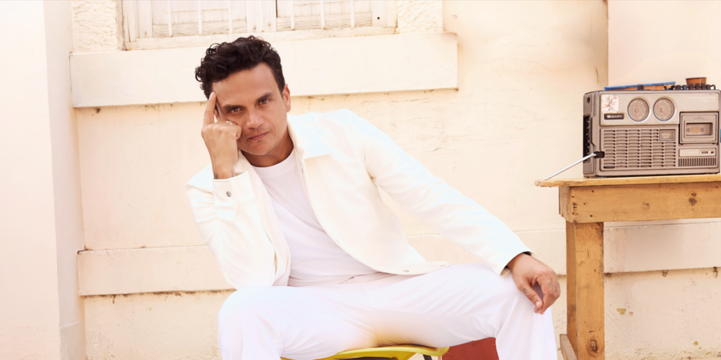 Silvestre Dangond cruza música y fútbol en “Ganas de tenerla” Silvestre Dangond cruza música y fútbol en “Ganas de tenerla”