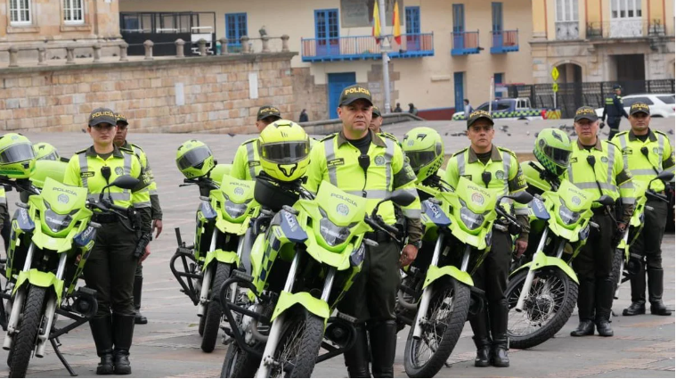 Más de 34.000 policías serán desplegados en el país para garantizar seguridad durante Semana Santa Más de 34.000 policías serán desplegados en el país para garantizar seguridad durante Semana Santa