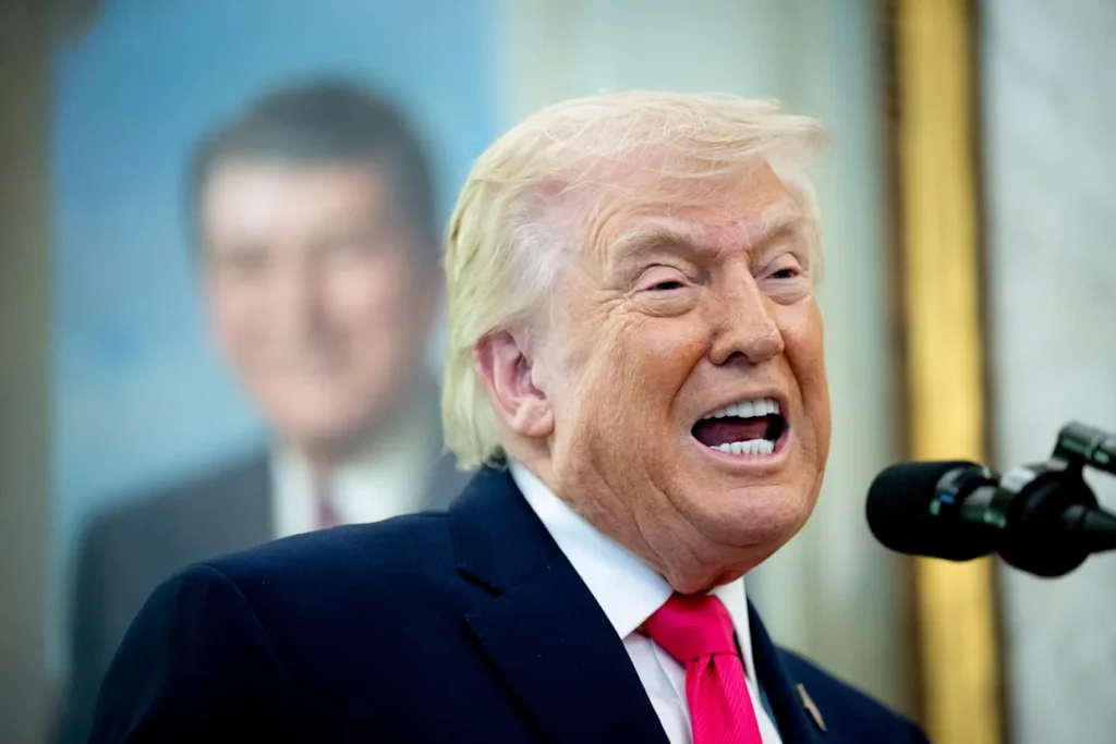 Trump relaja sanciones para facilitar la reapertura de la embajada de Venezuela en EEUU